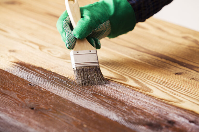 Terrazzo in legno: come pulirlo e mantenerlo?